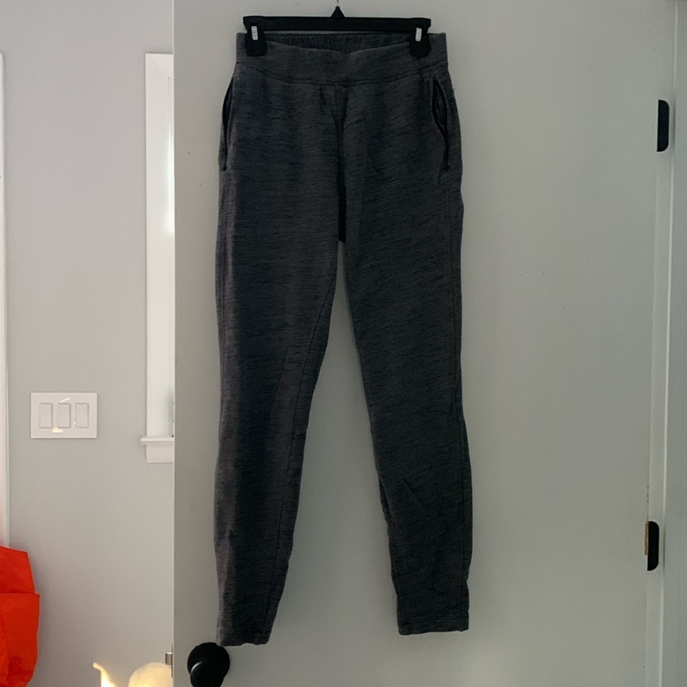 LULUlemon heavyweight Joggers- style unsure